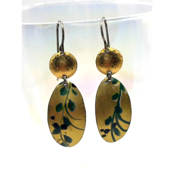 Iridescent Gold Tone Earrings with Abstract Green Design - Picture 3 of 8